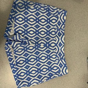 Vineyard Vines shorts. Blue and white. Size 4